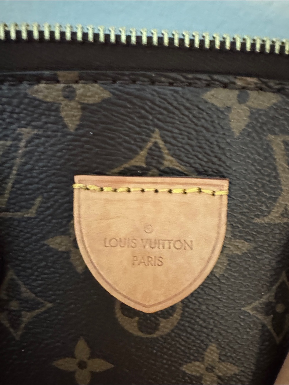 Louis Vuitton Brown Monogram Satchel with Natural Vachetta Handles - Picture 3 of 6